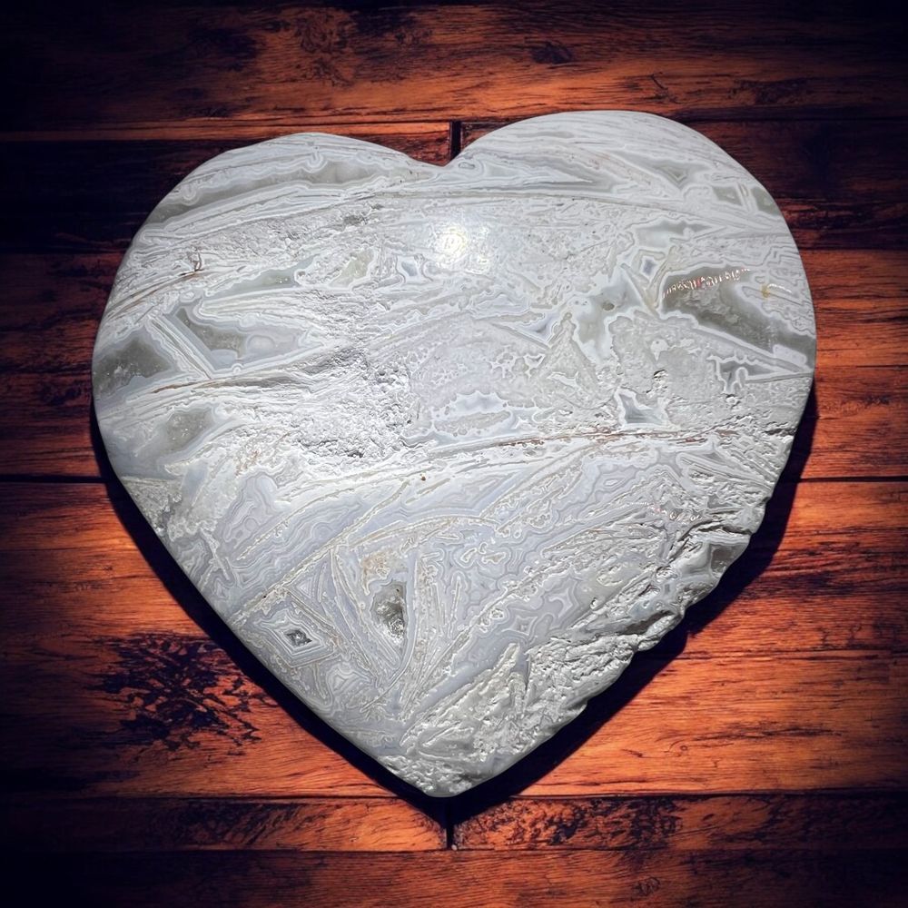 Mexican White Lace Agate Druzy Heart Carving